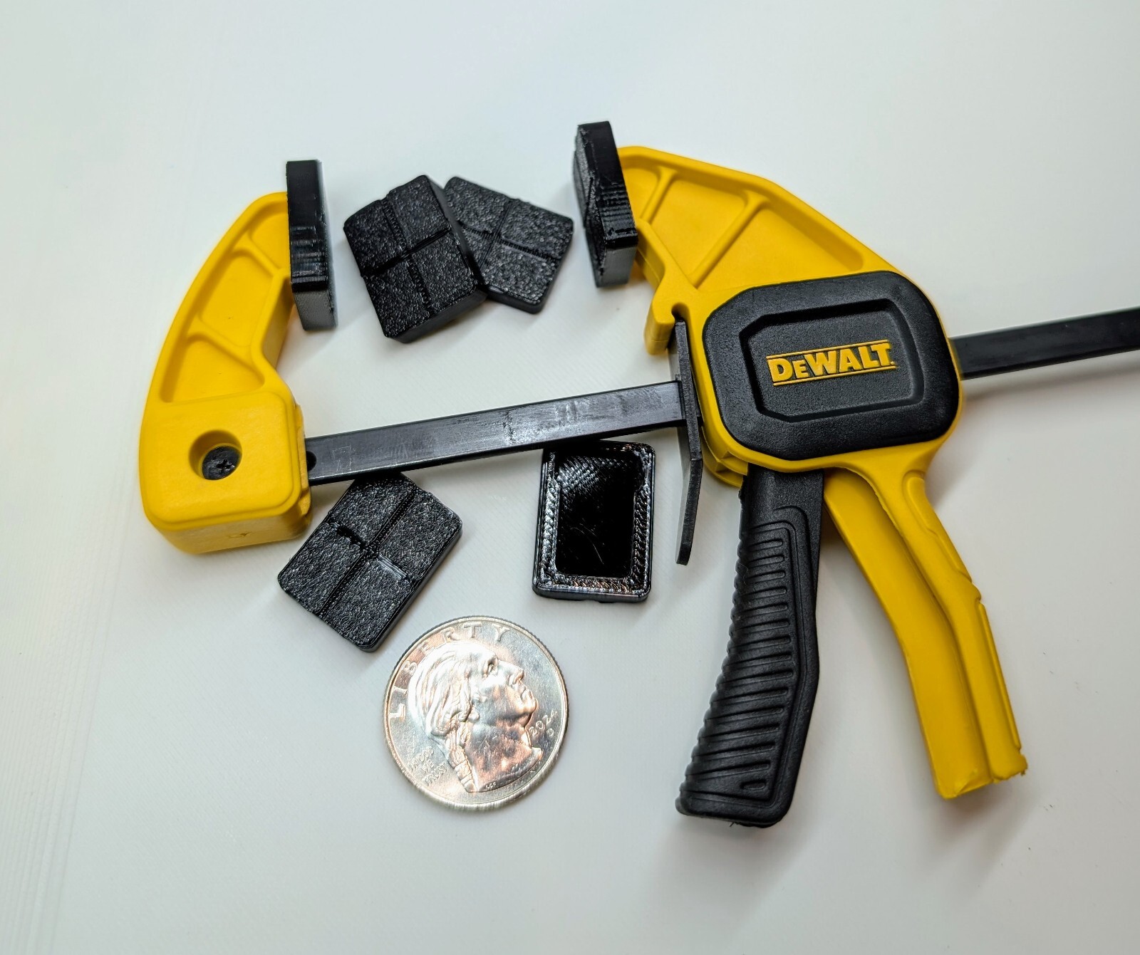 Replacement Grip Jaw Pads for Dewalt Small 35 lb Trigger/Bar Clamps (6 pack) USA