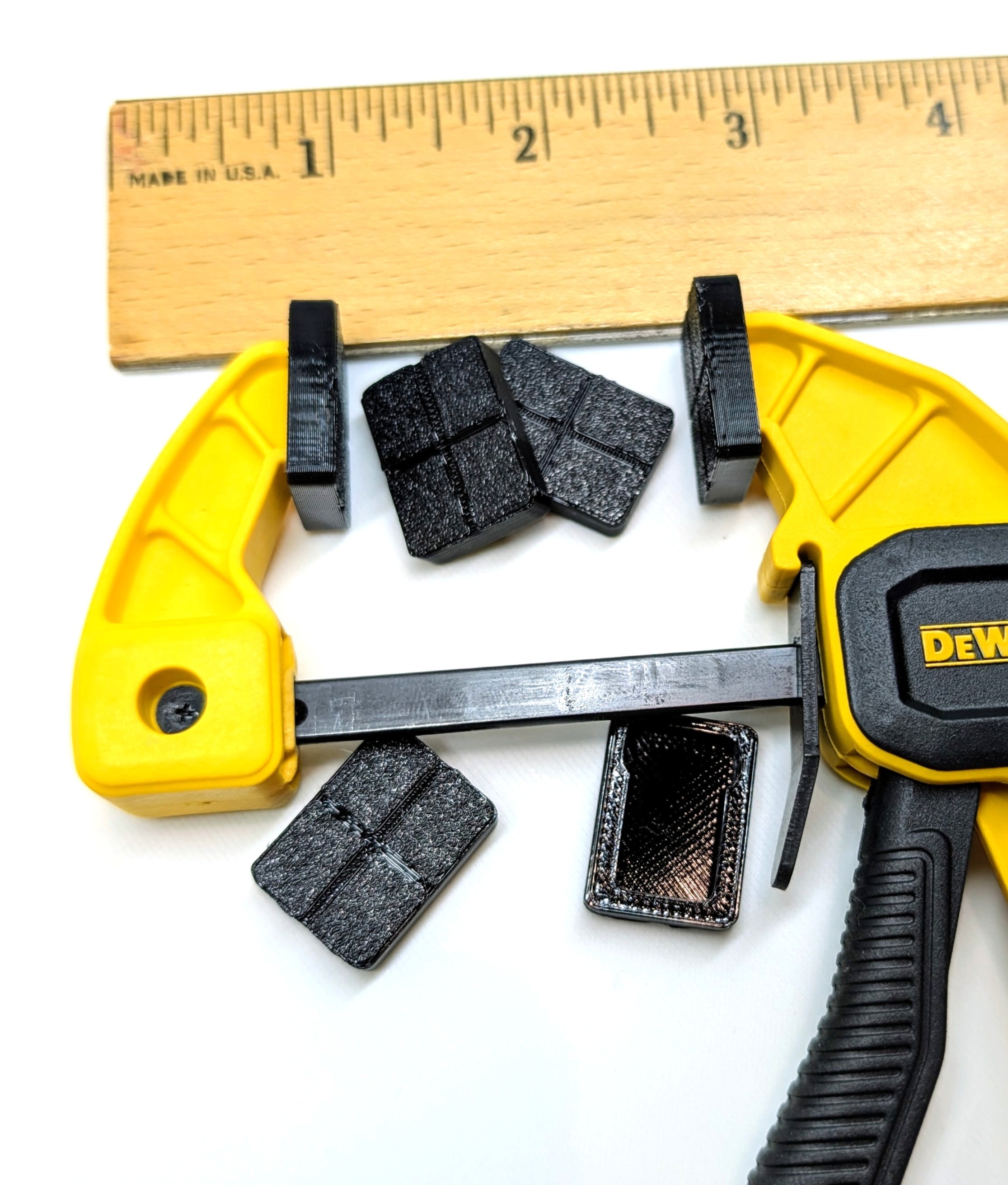 Replacement Grip Jaw Pads for Dewalt's Small 35 lb Trigger/Bar Clamps (6 pack)